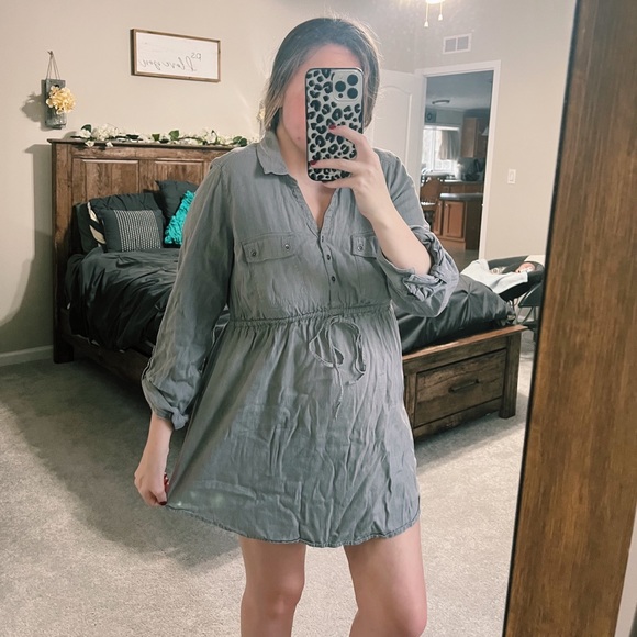 Motherhood Dresses & Skirts - Motherhood Grey Maternity Dress